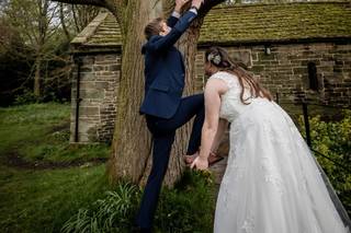 Holly Thompson : Photo & Film - 16