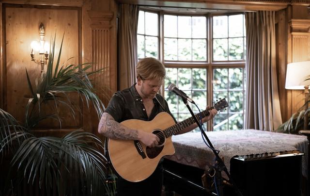 Jonny Lewis Entertainment - 1