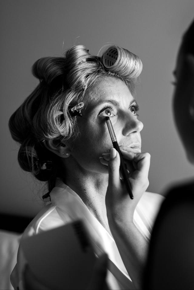 Alice Lines Make Up - 2