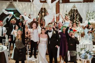 The Ultimate Singing Waiters - 5