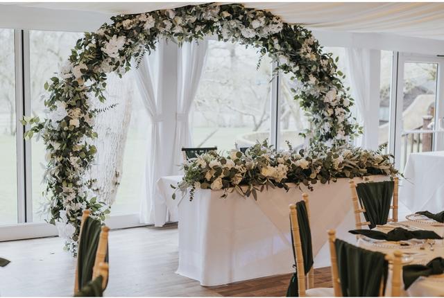 Layes Wedding Stylists - 4