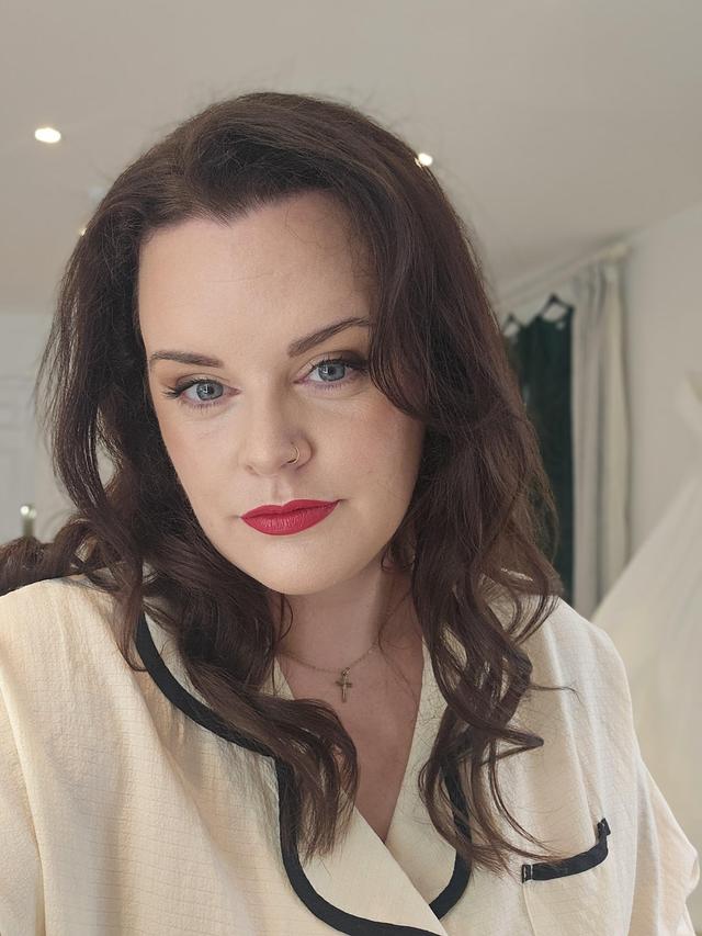 Elligance Hair & Makeup - 2