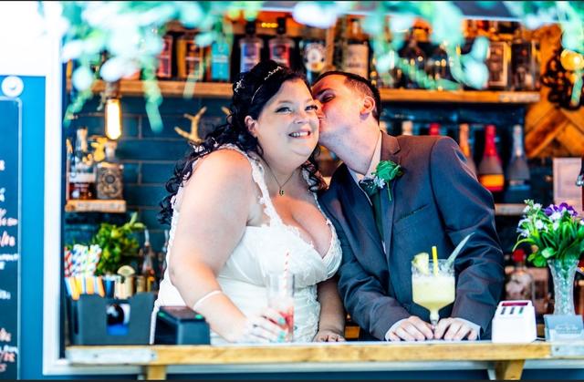 Rum-n-Gin Bar - 3
