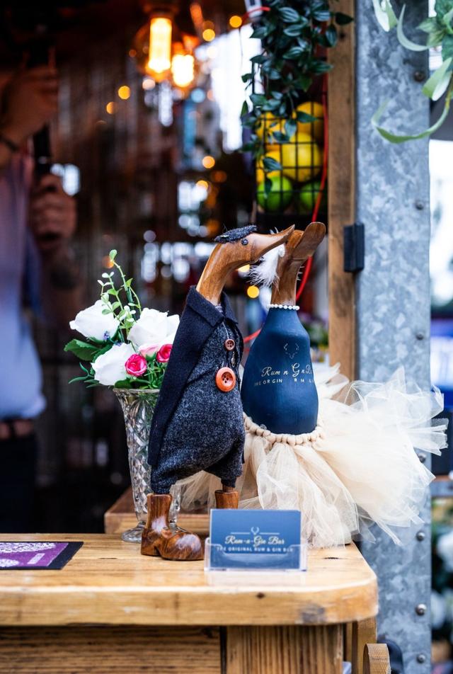 Rum-n-Gin Bar - 2