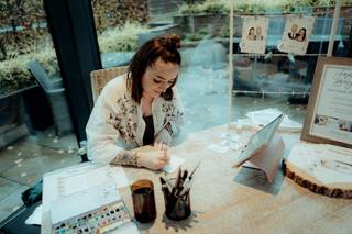 Honeybea Illustrates - 11