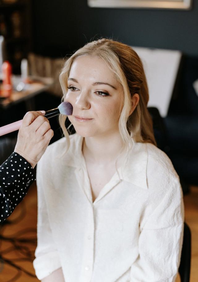 Indulge Beauty Salon - 2