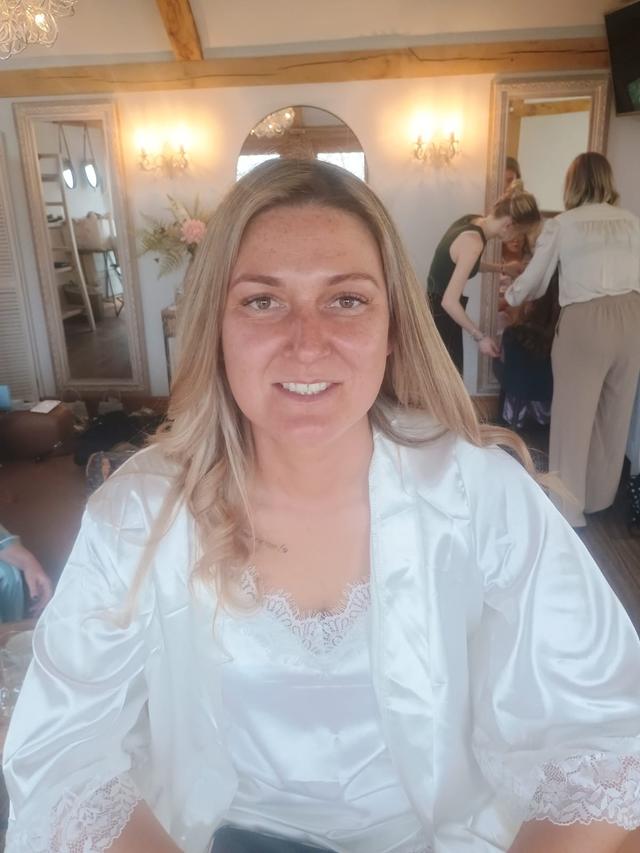 Kent Professional Makeup - 1