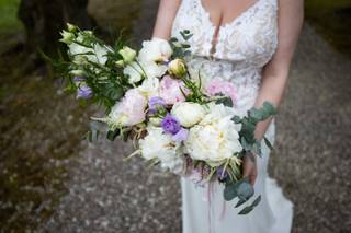 Lisa Flowers Floral Design - 5