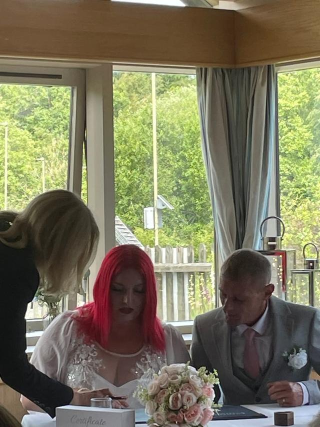Jamie Shoots Weddings - 1