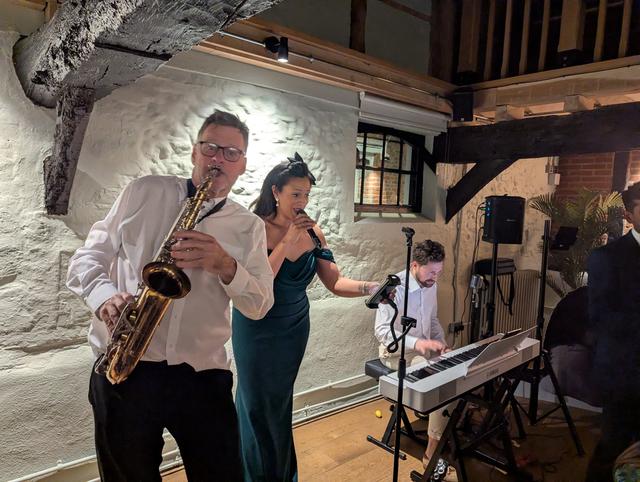 Sarah Lucy Jazz Trio - 1