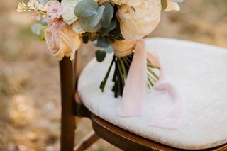 Seasons Flower Studio - 7