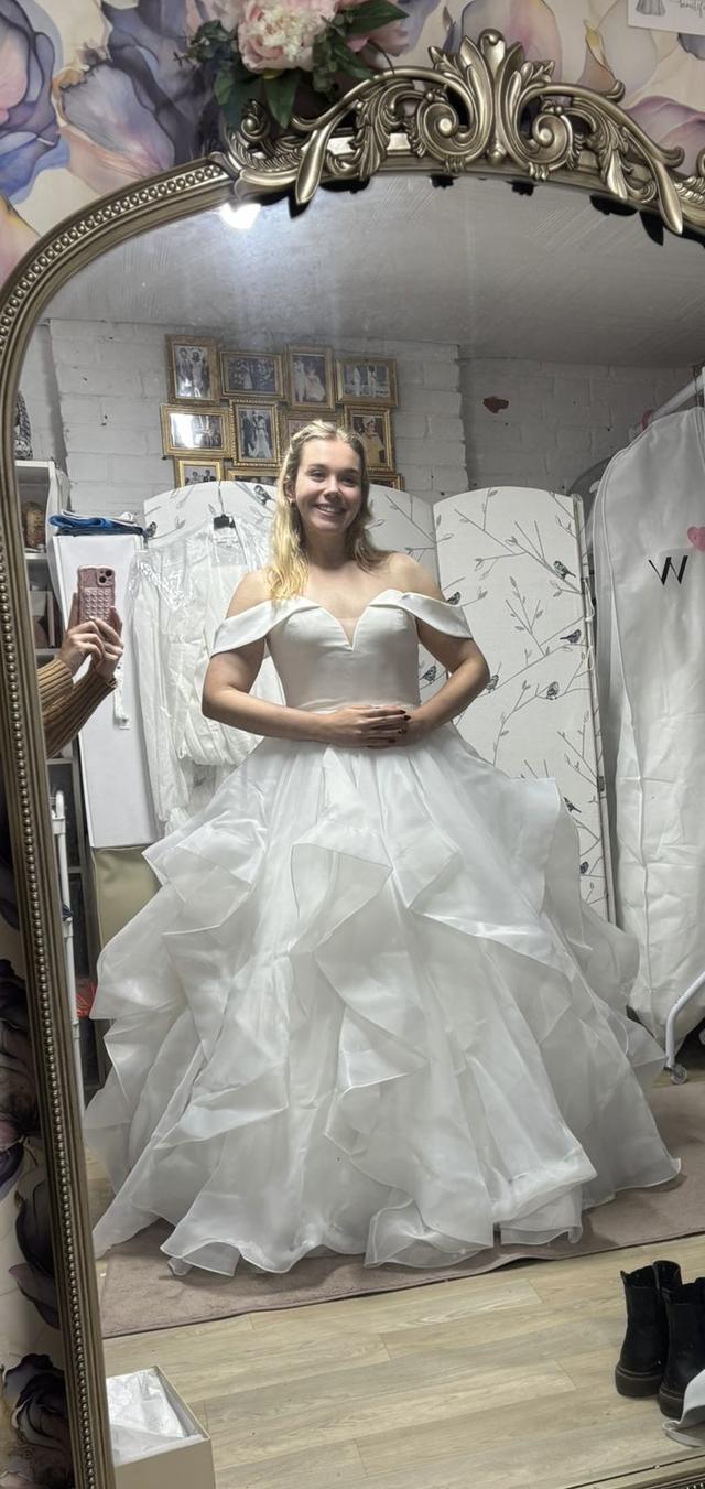 Mandy Lazenby Bridal Alterations - 1