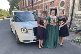 Traditional London Wedding Taxis - 10