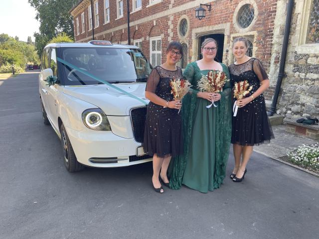 Traditional London Wedding Taxis - 4