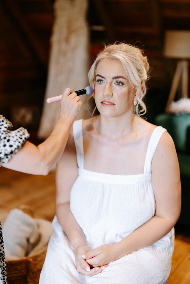 Indulge Beauty & Make up - 2