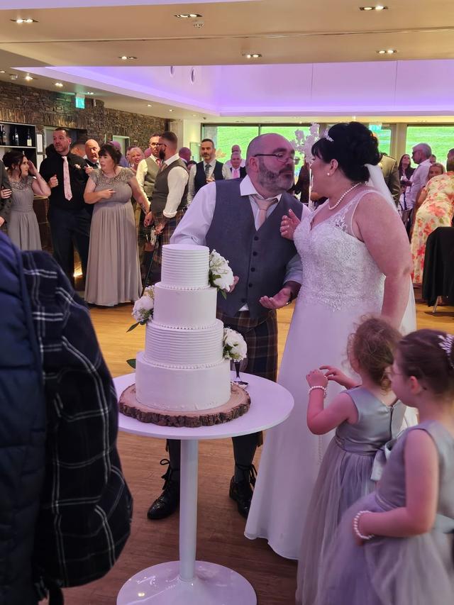 Sparkles Cake Company - 2