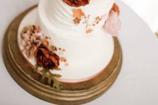 Unique Cake Creations - 7