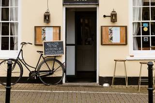 The Oakhouse Hotel - 12