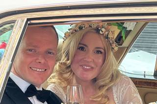 LadyR Wedding And Chauffeur Hire - 6