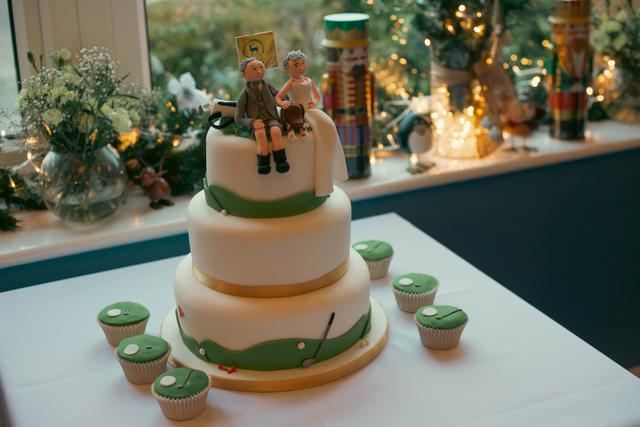 Fabu-Lous Cakes - 4