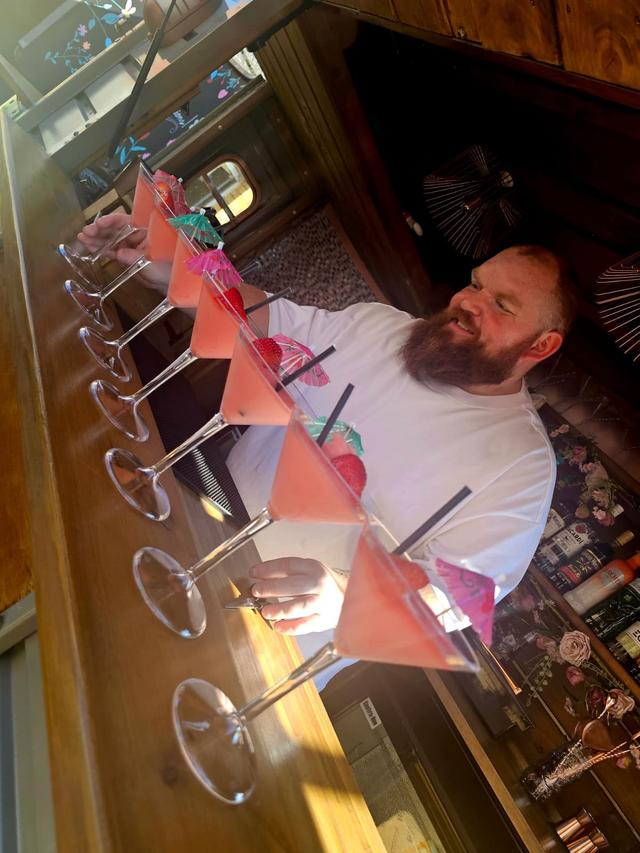 Hitched and Sip - Mobile Bar Services - 2