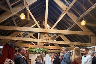 Woolas Barn - 6