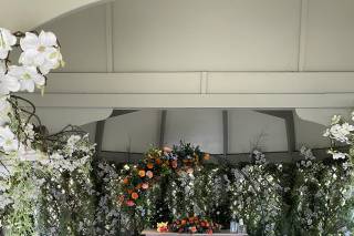 Garden Room at Golden Square - 5