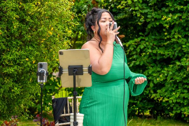 Geralvine Vocalist - 4
