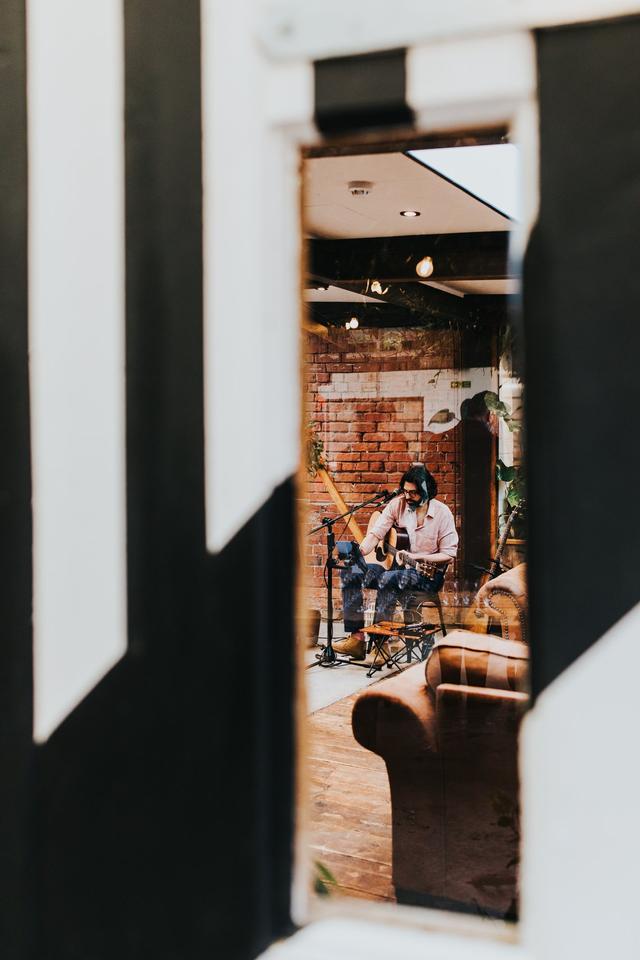 Thomas J Wilman - Indie Folk Wedding Singer - 2