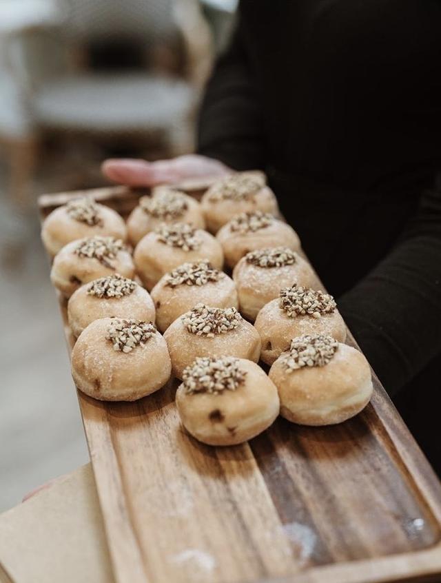 Simply White Decor - 1