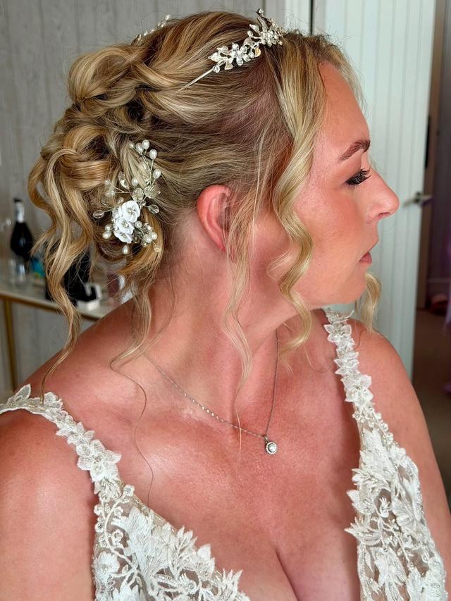 Caroline Ruddock Bridal Hairstylist - 1