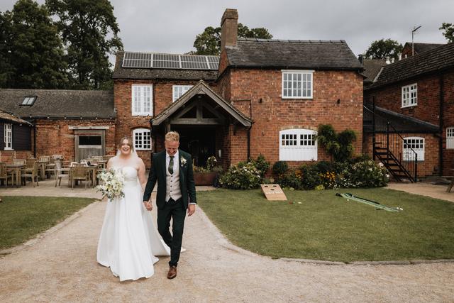 Donington Park Farmhouse - 1