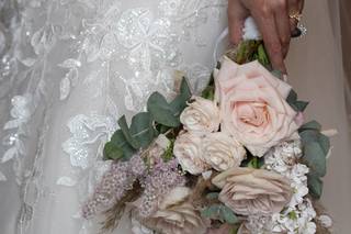 Dahlia and Dot Florals - 11