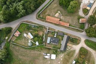 Ark Buffalo Barn - 6