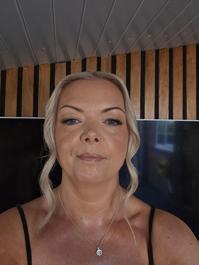 Anna Wise Makeup & Beauty - 2