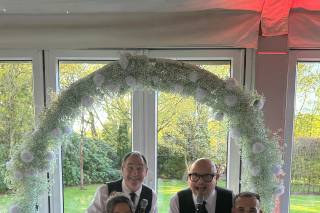 The Sing Along Waiters Ltd - 18