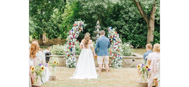 Charlotte’s Bridal Hair - 1