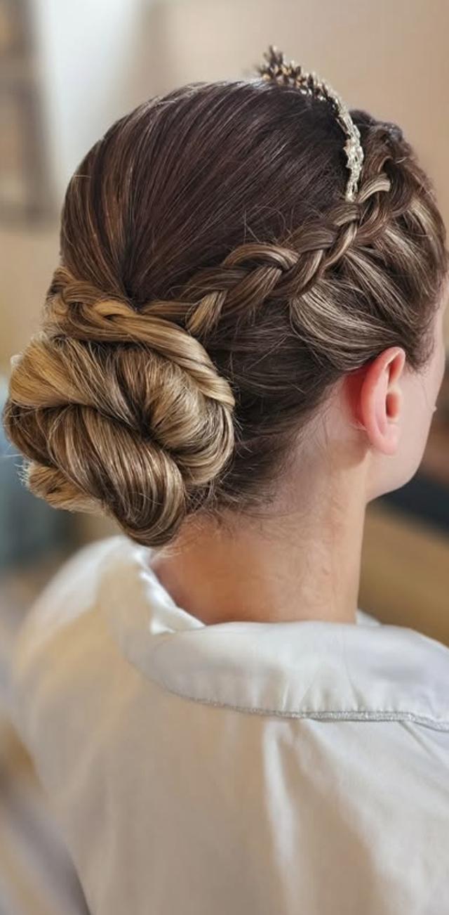 Peri Orrin Bridal Hair - 1