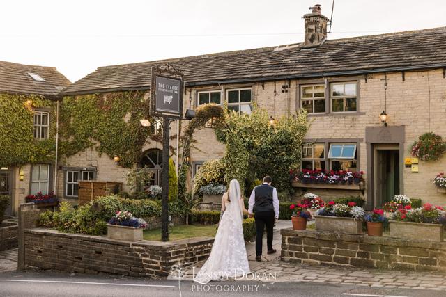 The Fleece Countryside Inn - 1