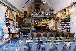 Pedro's Wine Bar - 8