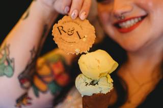 Flossys Ice Creams & Event Hire - 9