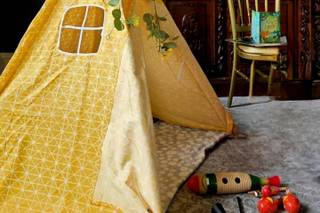 Wildflower Wedding Nanny - 7