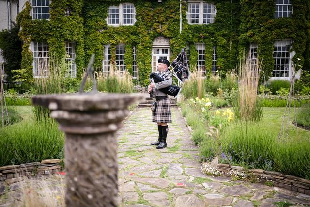 St Andrews Piper - 1