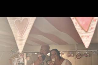 Polly's Vintage Ice Cream Parlour - 6