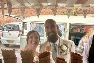 Polly's Vintage Ice Cream Parlour - 7