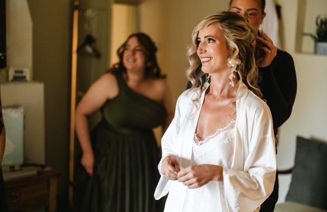 Georgia Holbs Makeup Artist - 1