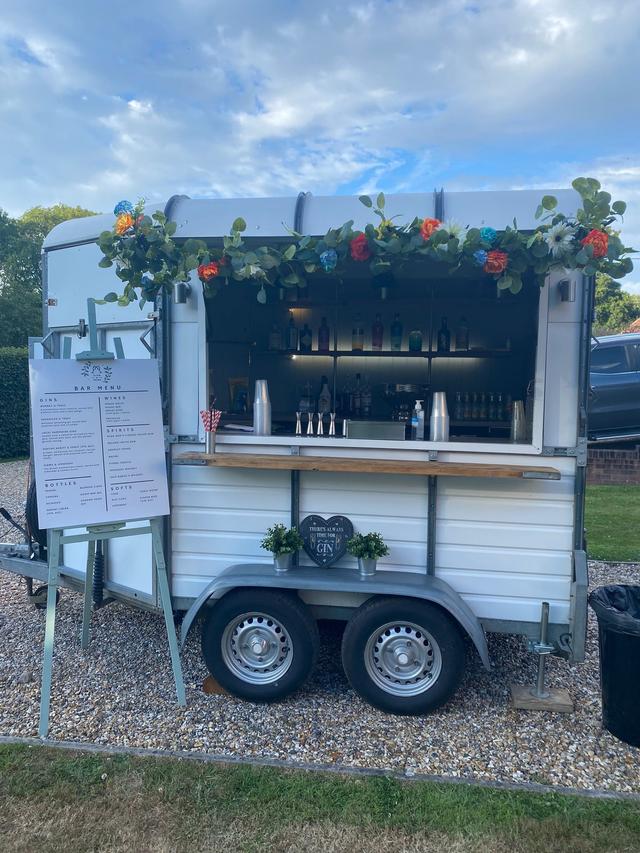 Clink & Drink Mobile Bars - 2