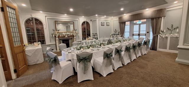 Oatlands Park Hotel - 3