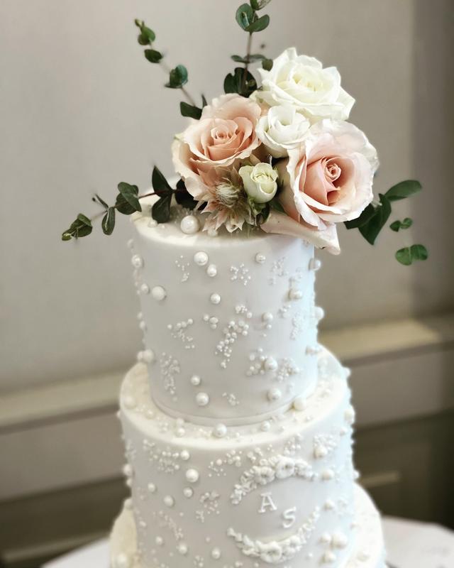 Icing Elegance - 1