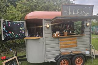 Hitched and Sip - Mobile Bar Services - 12